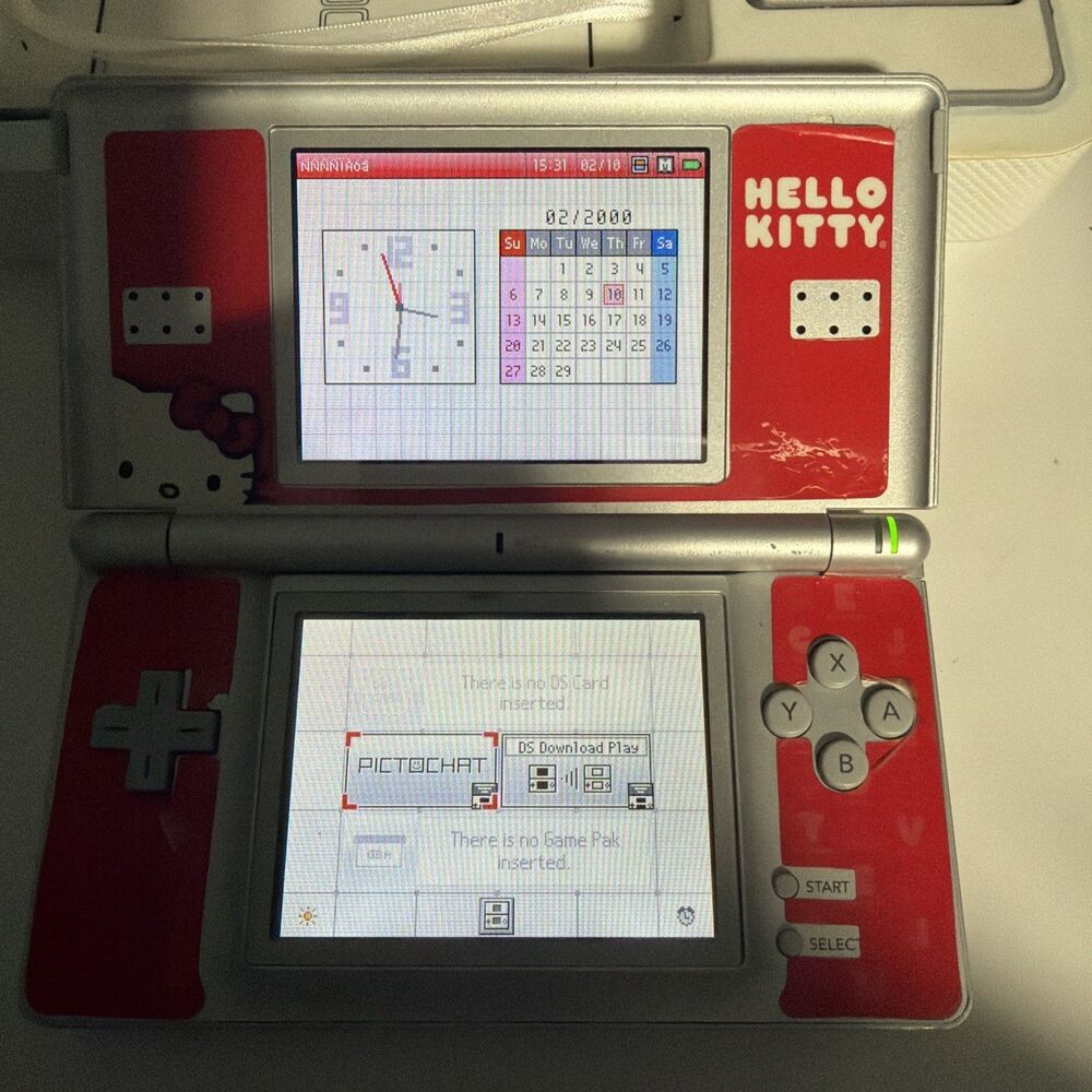 Nintendo DS Lite Silver Games & Nerf Case Charger Stylus Bundle Hello Kitty Skin - Picture 2 of 11